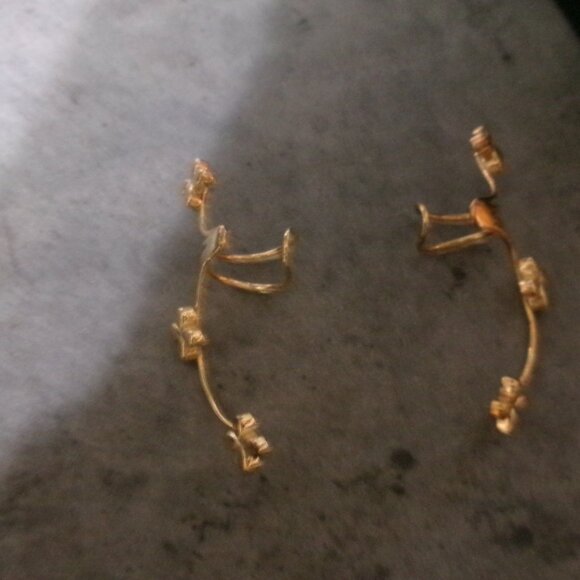 Vintage 14K Gold Over Sterling Silver Floral Ear Cuffs - Picture 3 of 5